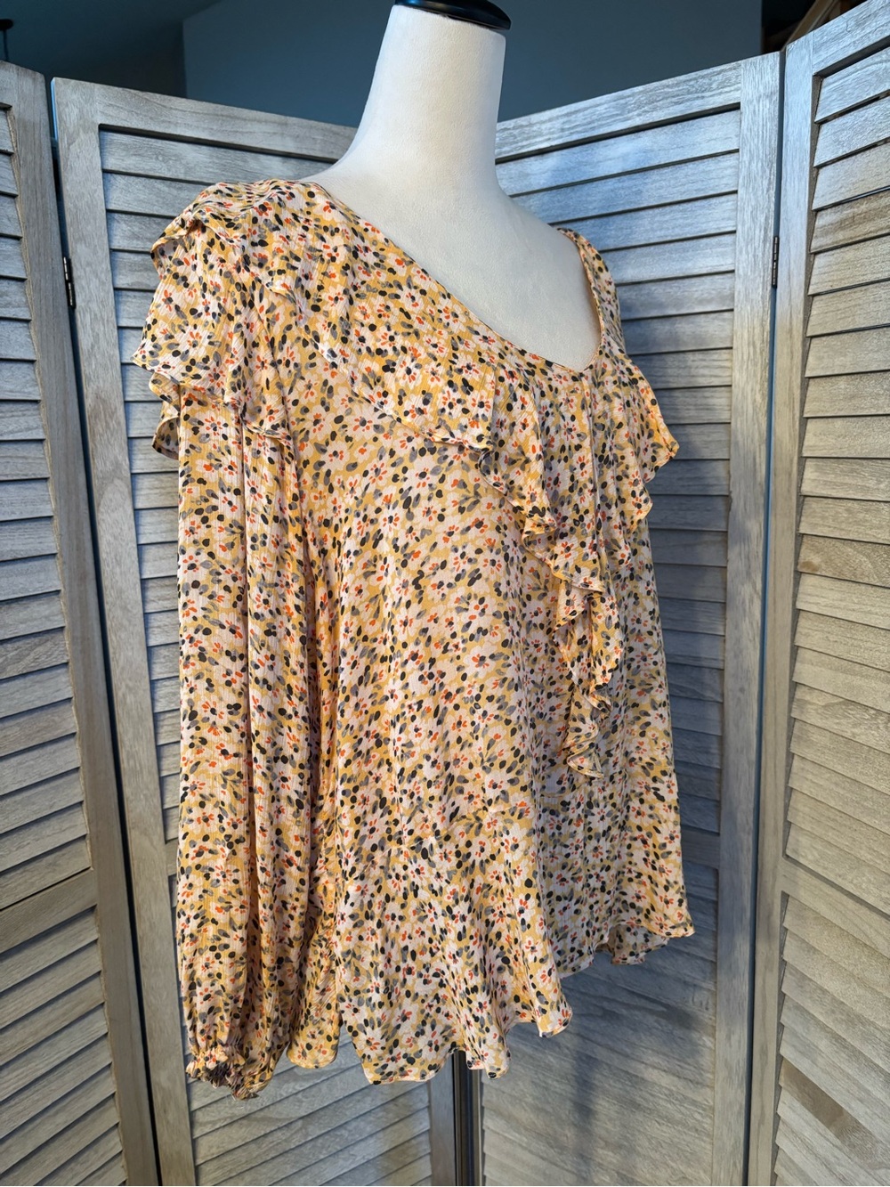DEMOCRACY Floral Double Ruffle Scoop Neck Blouse 2X Plus Cottage Boho Coquette
